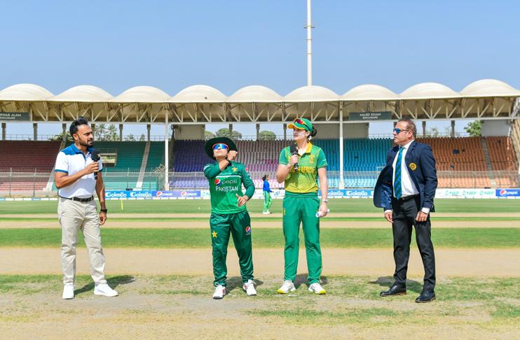 PAKW vs SAW: South Africa win toss, elect to bat against Pakistan