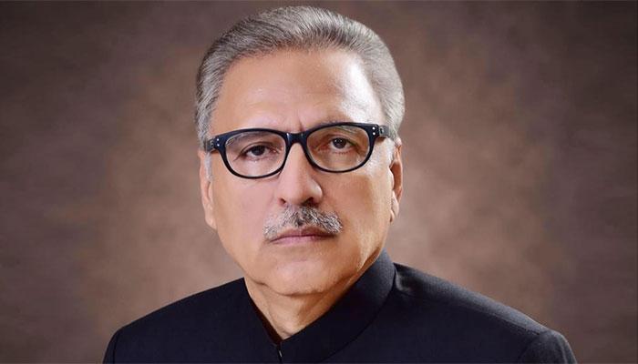 صدر مملکت عارف علوی نے مادر وطن کے شہداء کو  خراج پیش کیا