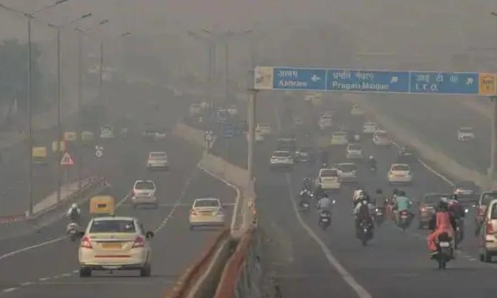 New Delhi to shut schools, construction sites as pollution worsens