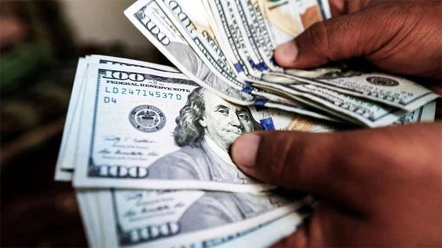 روپے کی قدر میں اضافہ، ڈالرتنزلی کا شکار