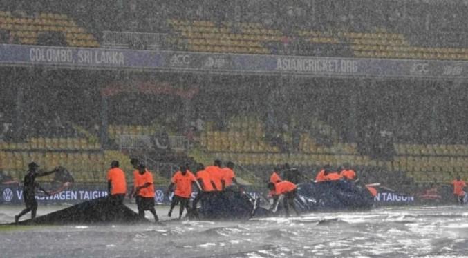 Rain delays Pakistan-India match on reserve day