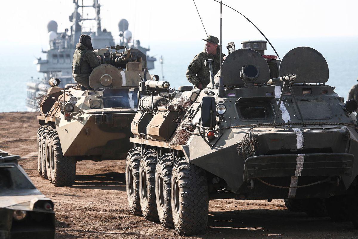 NATO warns Russia for amassing troops on Ukraine's border