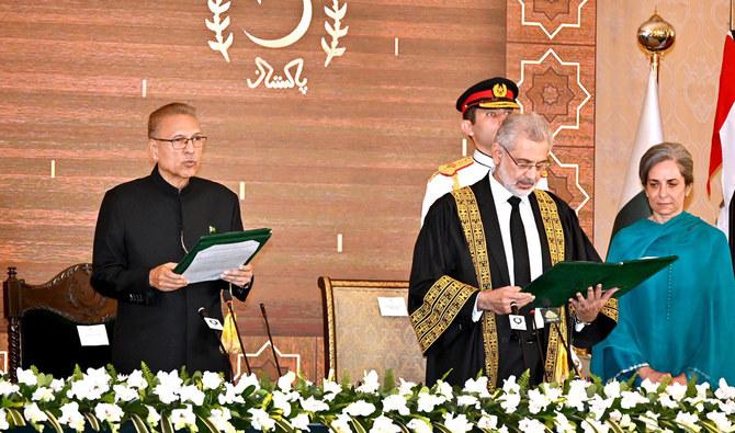 Justice Qazi Faez Isa takes oath as 29th chief justice of Pakistan