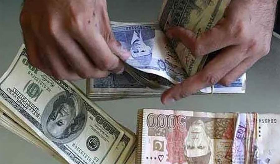 روپیہ مستحکم، ڈالر کی قدر میں کمی کا سلسلہ برقرار