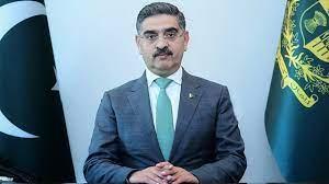 نگران وزیر اعظم انوارالحق کاکڑ نیو یارک پہنچ گئے