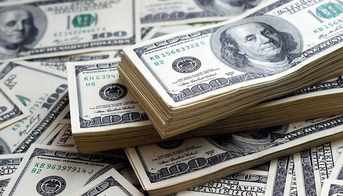 Dollar further falls against Pakistani rupee