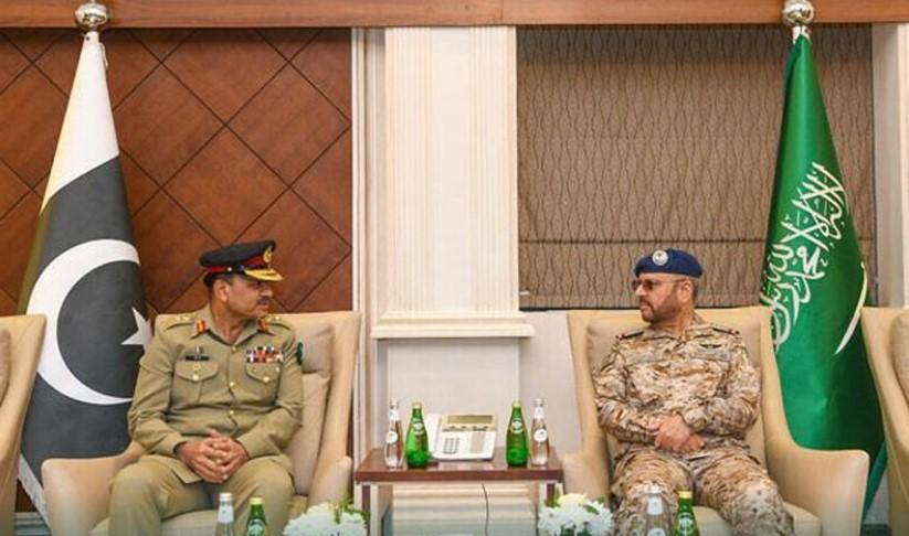 Saudi Chief of General Staff holds talks with Pakistan's Army Chief