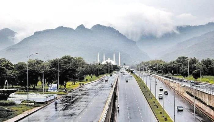 Rain, thunderstorm in Islamabad