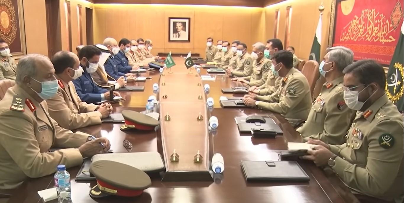 High-level Saudi military delegation meets COAS General Bajwa