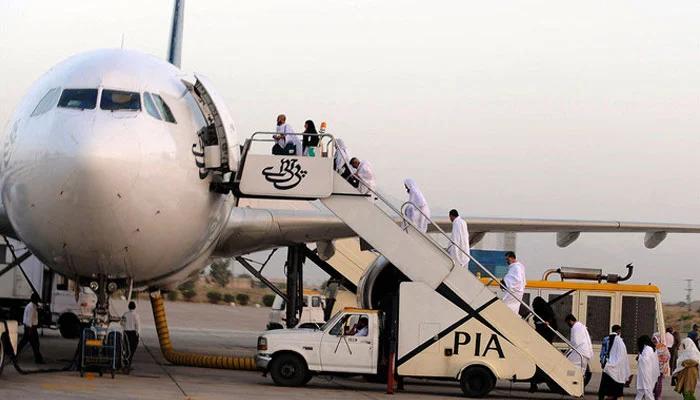 PIA plane coming from Madinah changes, 60 passengers offloaded