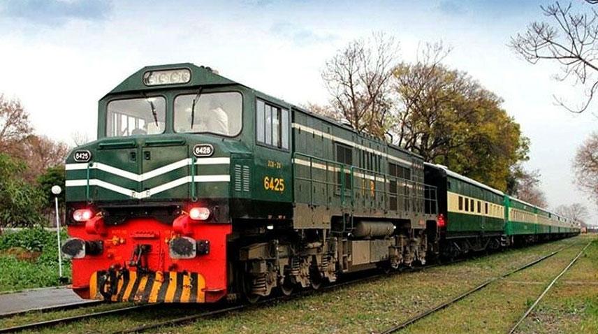 Pakistan Railway rejects news about stealing of railway carriages

 