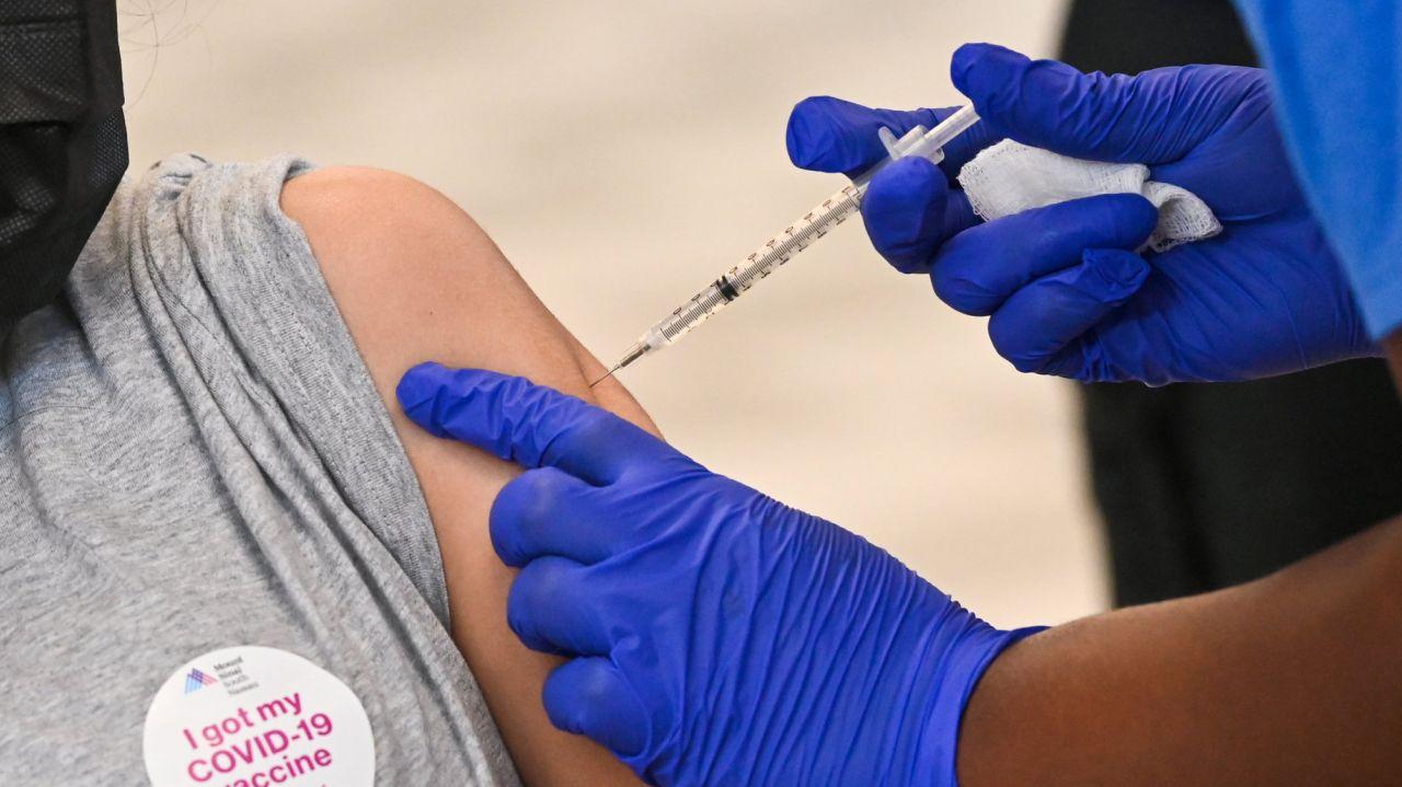 US to recommend COVID vaccine boosters 8 months after second dose, sources