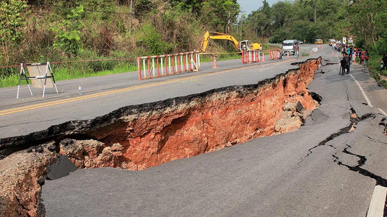 Earthquake of magnitude 6.2 in India, 5.6 in Nepal