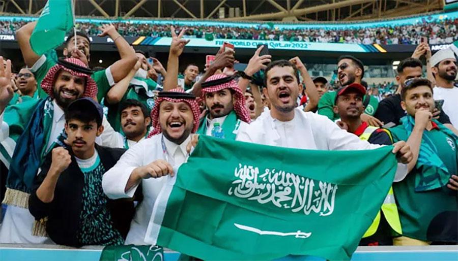 سعودی عرب کا فٹ بال ورلڈ کپ 2034 کی میزبانی کی دوڑ میں شامل ہونے کا اعلان