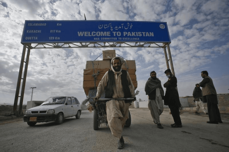 Afghan sentry opens fire, claims two lives at Chaman check post