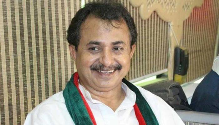 PTI’s Haleem Adil Sheikh, Raja Azhar granted bail