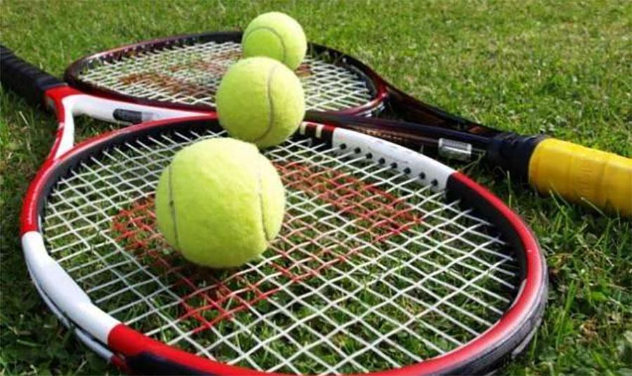 دفاعی چیمپئن ڈینیل مدویدیف شنگھائی ماسٹرز اوپن مینز سنگلز تیسرے رائونڈ میں شکست کے بعد باہر