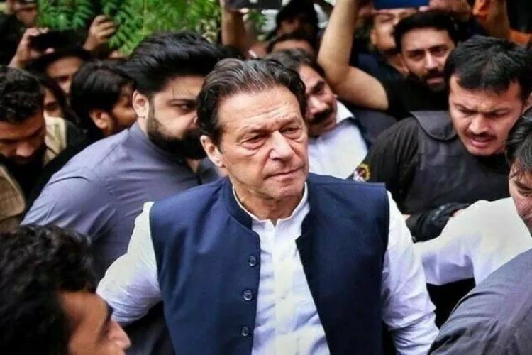 جتنی مرضی کوشش کر لیں ، عمران خان نے نہیں ٹوٹنا، علیمہ خان
