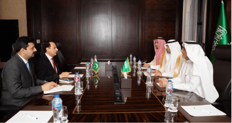 Saudi minister assures support to Pakistan’s health initiatives