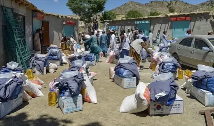 متحدہ عرب امارات نے افغانستان کے زلزلہ متاثرین کے لیے ہنگامی امداد کی پہلی کھیپ روانہ کر دی