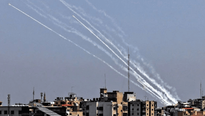 Hamas launches rocket attack on Israeli city Ashkelon