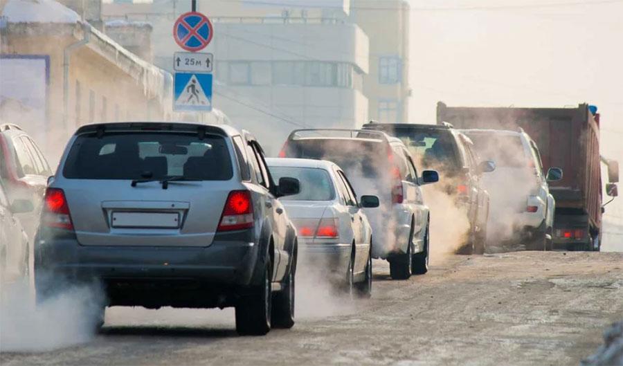 حکومت بڑے پیمانے پر دھواں چھوڑنے والی گاڑیوں کے خلاف کارروائی کر رہی ہے