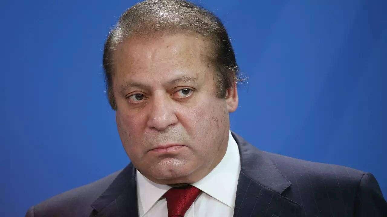 Nawaz Sharif leaves for Saudi Arabia from Heathrow