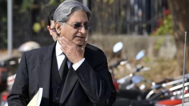 نوازشریف اور جہانگیر ترین کو فیصلوں کے خلاف اپیل کا حق نہیں ملے گا،اعتزاز احسن