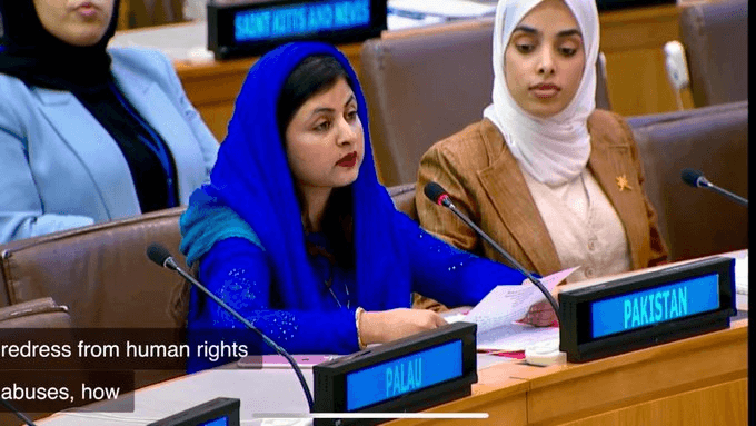 جموں و کشمیر میں انسانی حقوق کی محافظ خواتین کی آواز کو دبایا جارہا ہے، حدیقہ قریشی