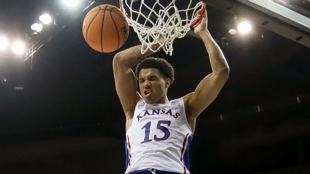 Kansas clear No. 1 in AP preseason hoops poll