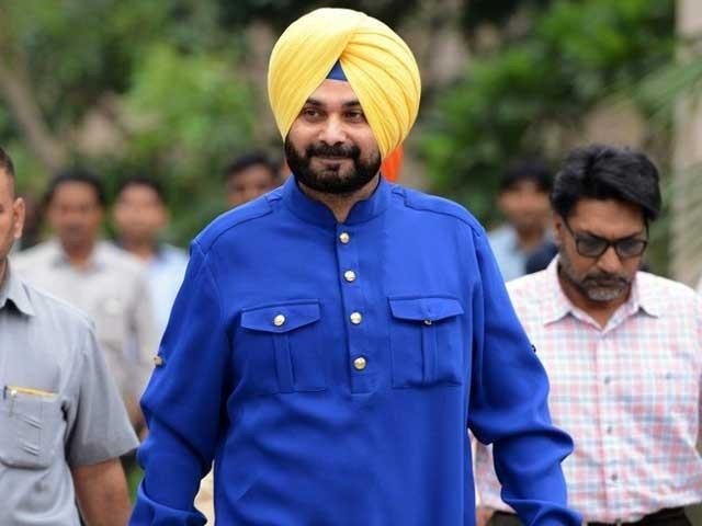 Navjot Singh Sidhu arrives in Pakistan to visit Kartarpur gurdwara