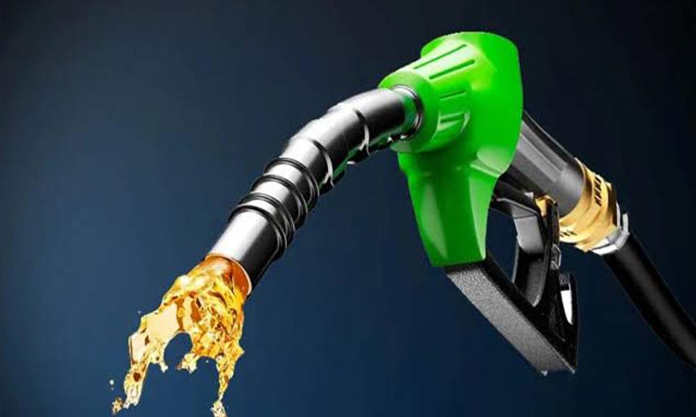 Petrol likely to be expensive in Pakistan after global hike in oil prices