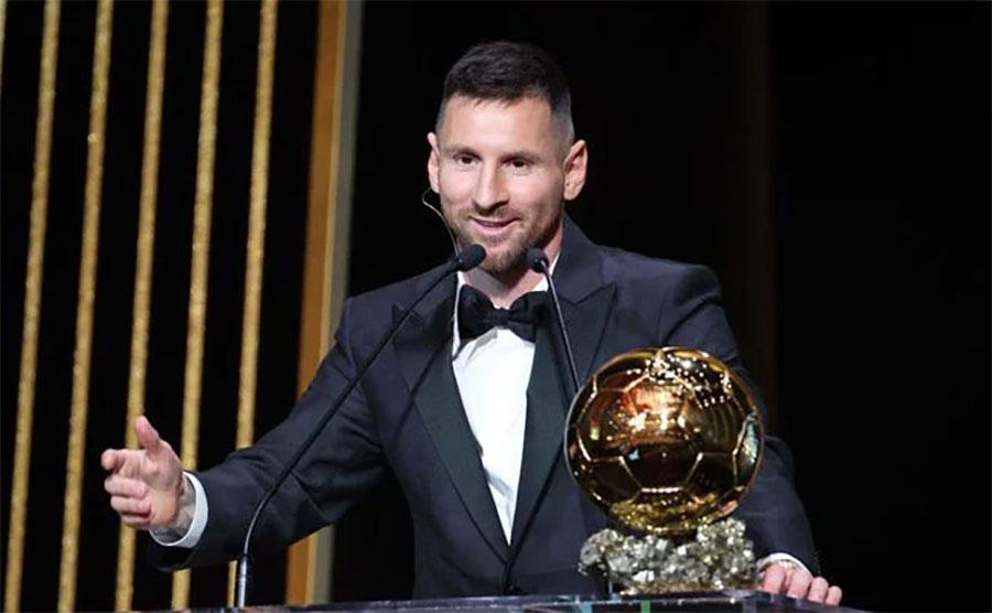 لیونل میسی نے 2023 کے بہترین کھلاڑی کا ایوارڈ 'بیلن ڈی اور ' ریکارڈ آٹھویں مرتبہ جیت لیا