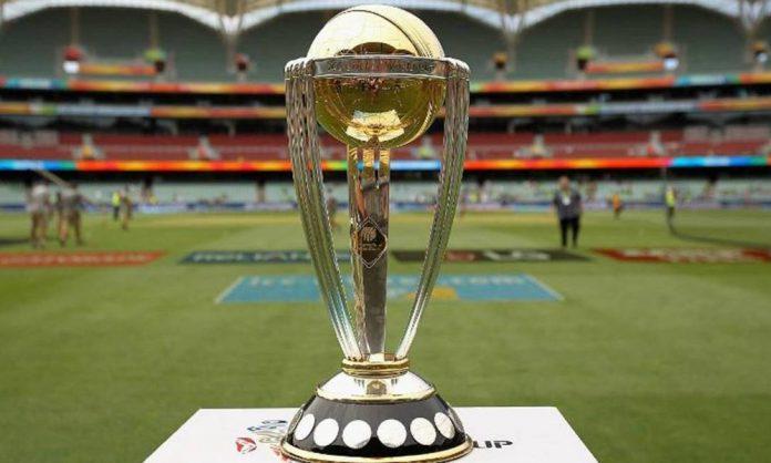 آئی سی سی مینز ورلڈ کپ کرکٹ ٹورنامنٹ کا 33 واں میچ بھارت اور سری لنکا کے درمیان ( کل ) کھیلا جائے گا