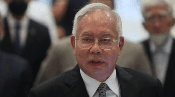 COVID-19 strikes ex-Malaysian PM Najib Razak in prison