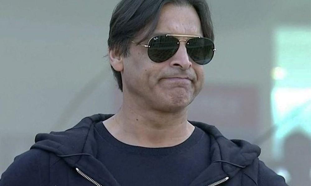 Shoaib Akhtar to undergo total knee replacement surgery