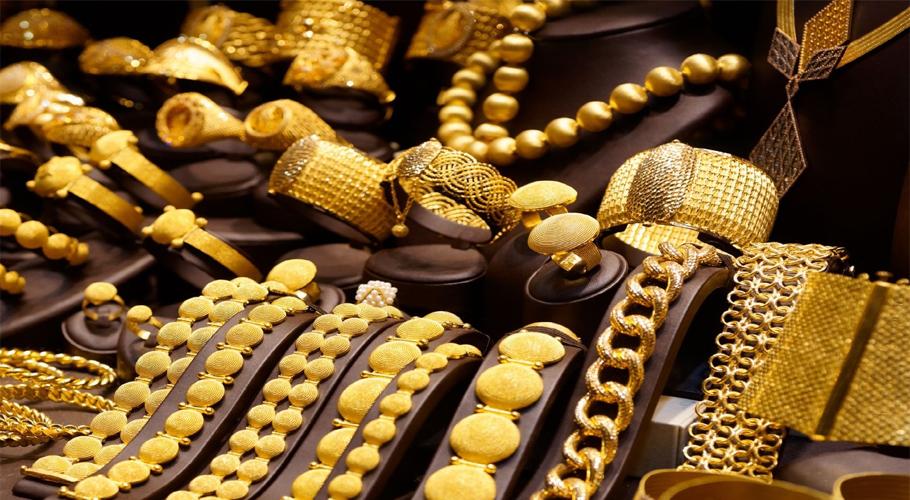 Gold price increases by Rs1100 per tola in Pakistan