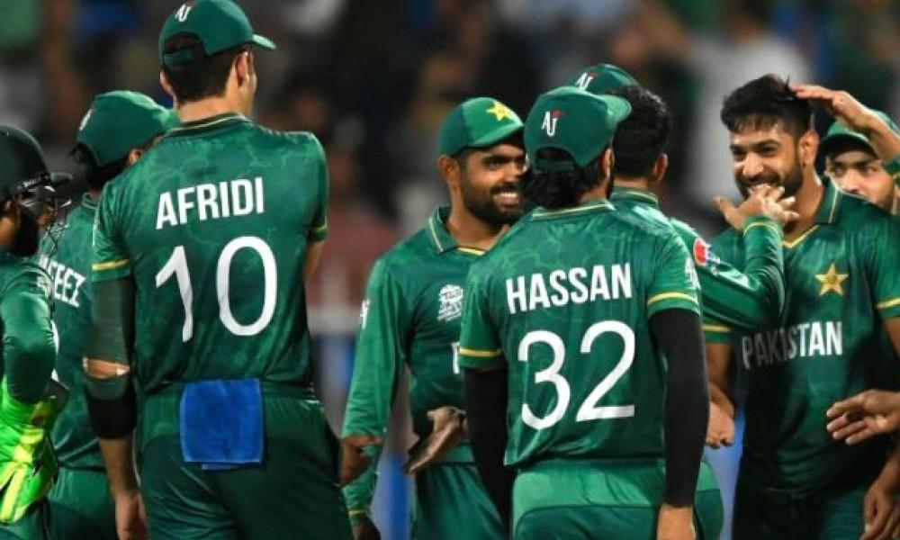 Pakistan clean sweep Bangladesh in T20I series