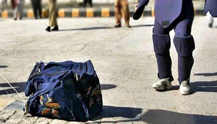 اڈیالہ جیل کے  قریب سڑک کنارے مشکوک بیگ سے دھماکہ خیز مواد برآمد