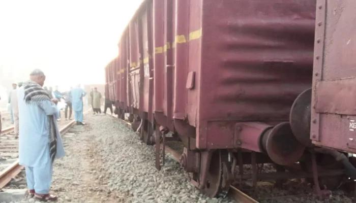 Train services disrupt as freight train derails in Gojra