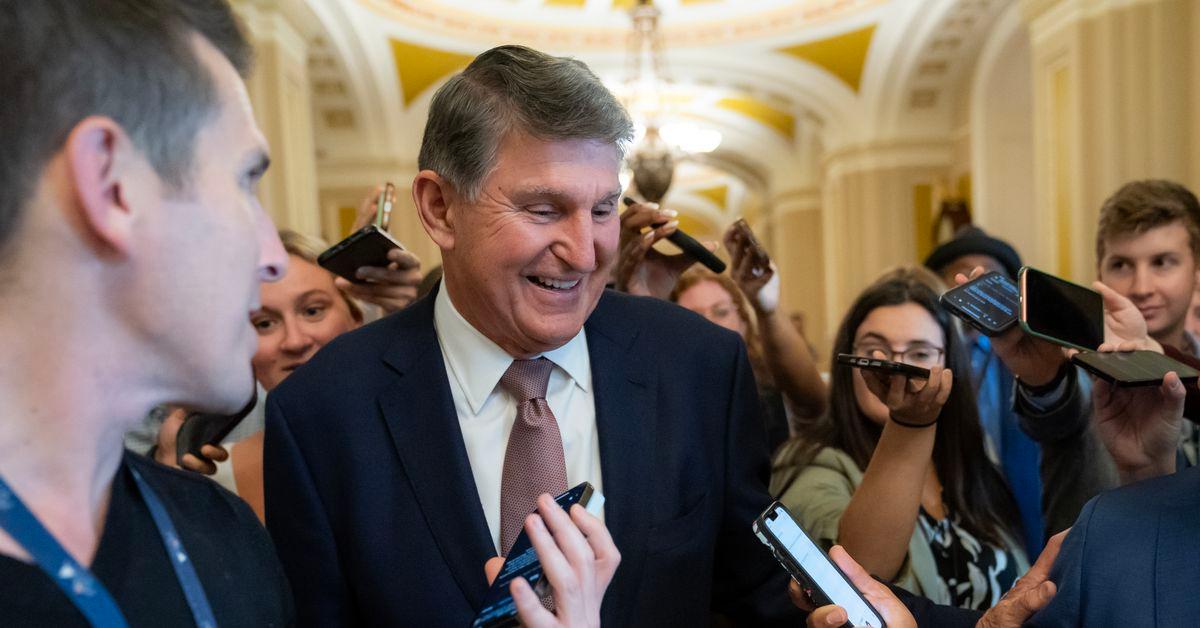 Joe Manchin deserves (some) credit for fighting climate change