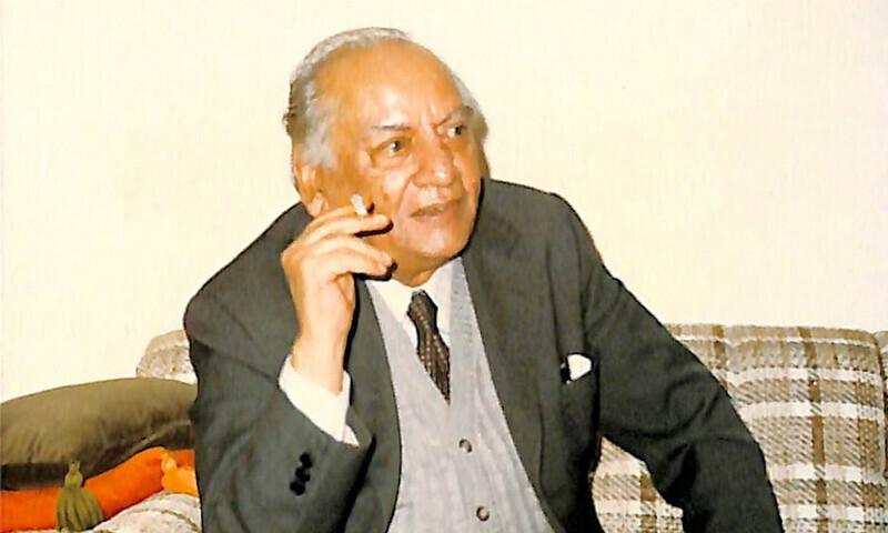 Nation remembers Faiz Ahmad Faiz on death anniversary today