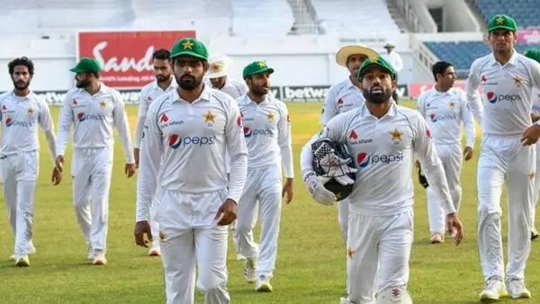 پی سی بی نے  دورہ آسٹریلیا کے لیے   18 رکنی اسکواڈ کا اعلان کردیا