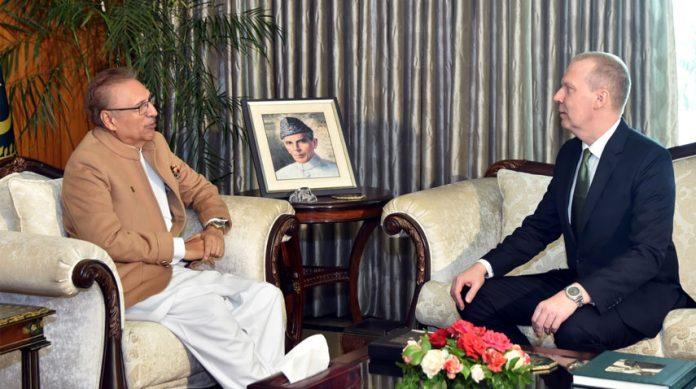 پاکستان روس کے ساتھ طویل المدتی اور کثیرالجہتی شراکت داری کا خواہاں ہے، صدر مملکت