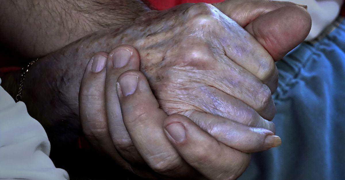 Many Americans with dementia can’t get the hospice care they need