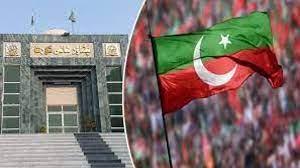 پشاورہائیکورٹ نے الیکشن کمیشن کو پی ٹی آئی کے انتخابی نشان کیس میں بھی حتمی فیصلے سے روک دیا