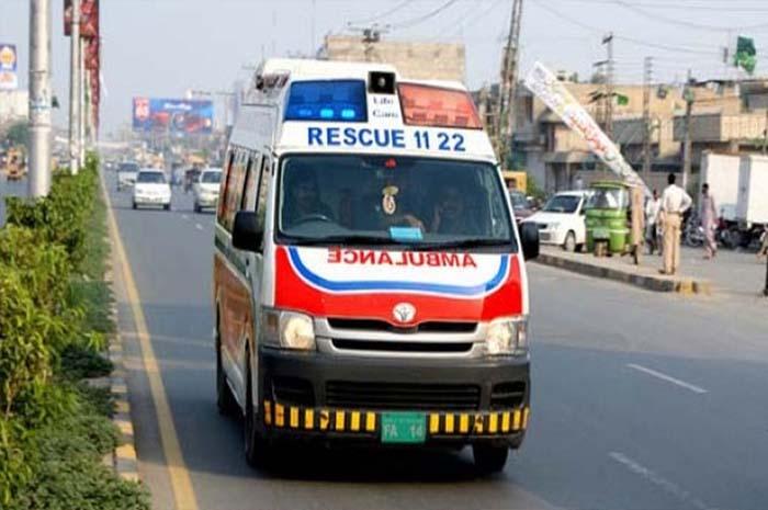 لاہور میں ٹریفک حادثہ ،2 نوجوان جاں بحق