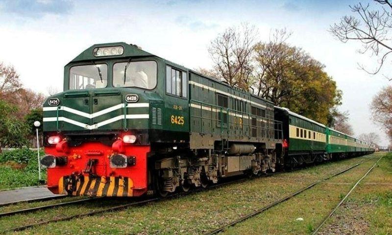 Pakistan Railways restores Awam Express