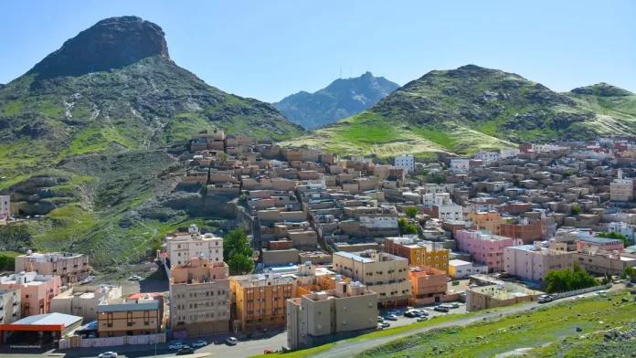 مکہ مکرمہ میں بارشیں، مسجد الحرام کے قریب واقع ’جبل النور ‘سرسبز ہوگیا