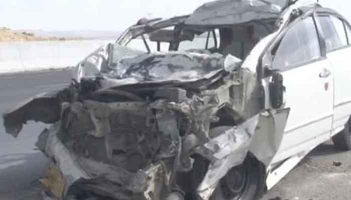 Three killed, 10 injured in Jamshoro traffic accident